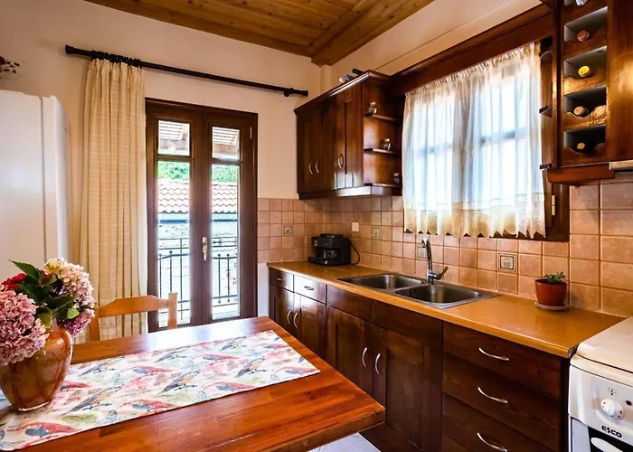 Stone - Comfy Mountain Getaway *